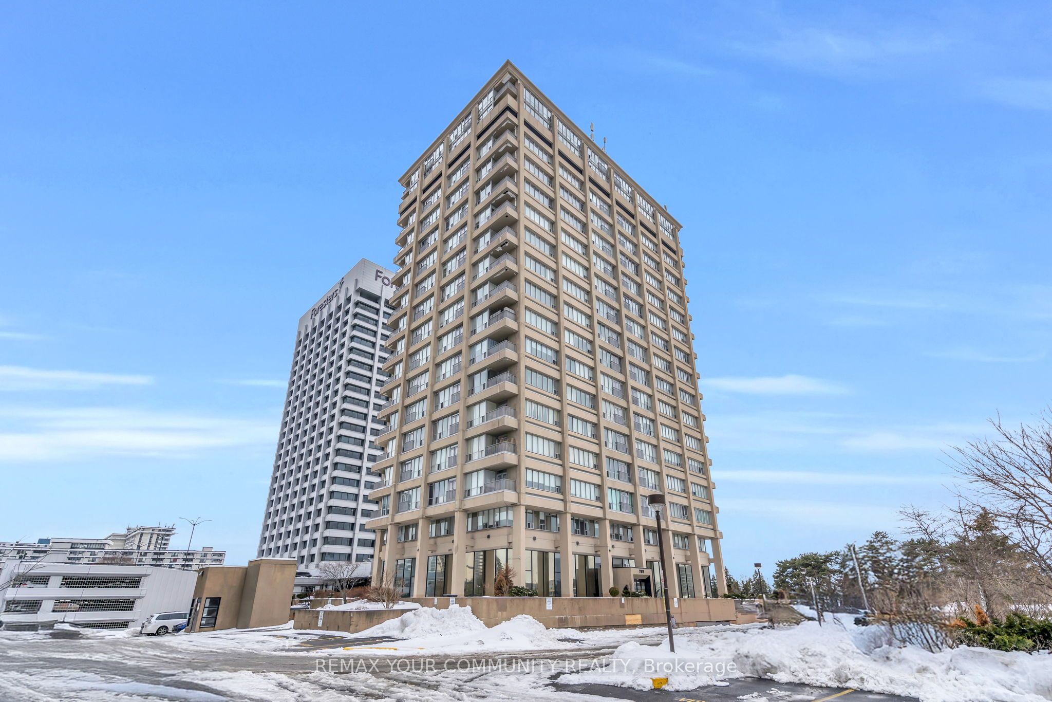 Lph06-797 Don Mills Road, Toronto, ON, M3C 1V1