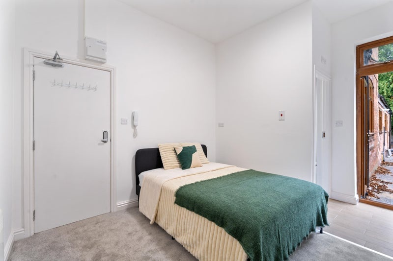 Additional image 2 of Room in a Shared House, Station Road, B14, N1 7GU