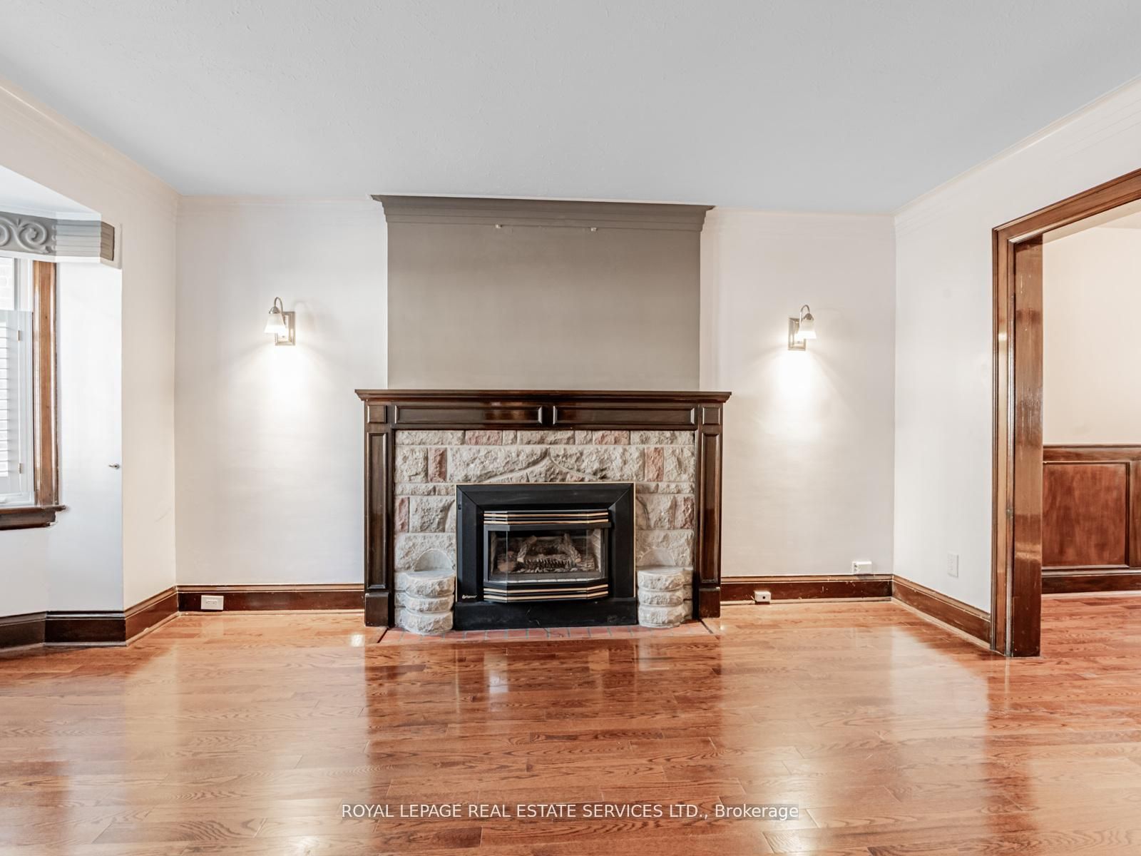 Additional image 6 of 7 Duplex Crescent, Toronto, ON, M5P 1J1