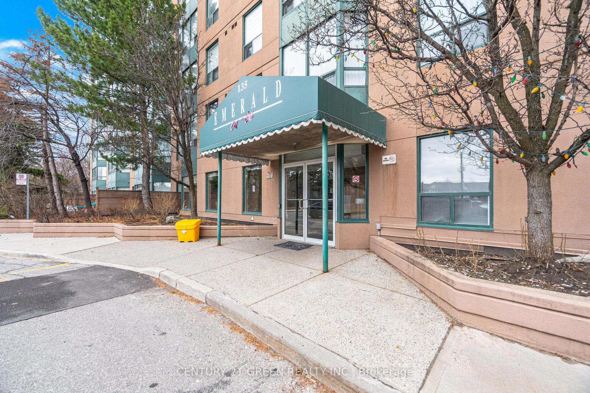 Additional image 3 of 203-135 Hillcrest Avenue, Mississauga, ON, L5B 4B1