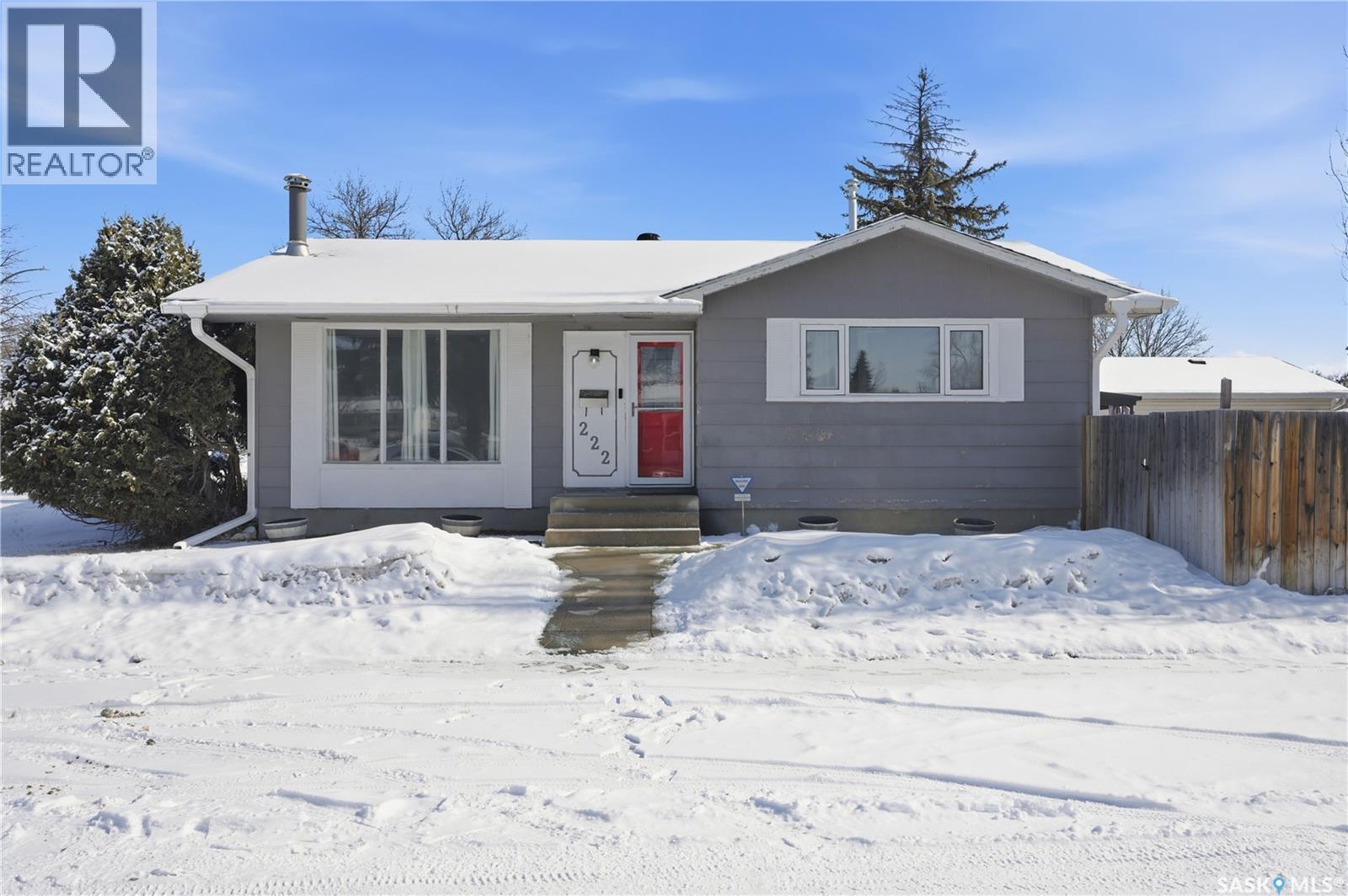 222 Smallwood Crescent, Saskatoon, SK, S7L4S1