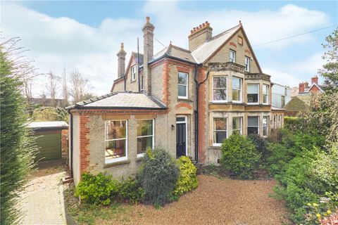 Cavendish Avenue, Cambridge CB1