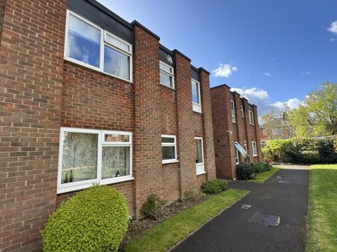 Canford Court, Reading RG30