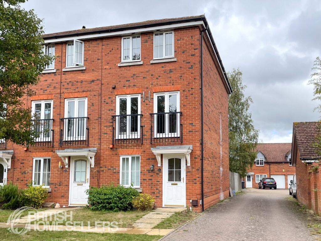 Cunningham Avenue, Hatfield, Hertfordshire, AL10