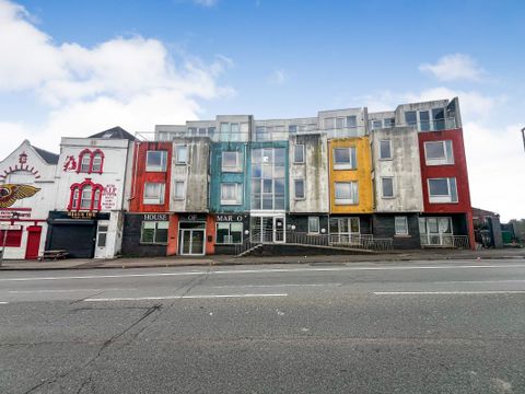 Flat 1 Tempera, 152 Lawrence Hill, Bristol, Avon BS5