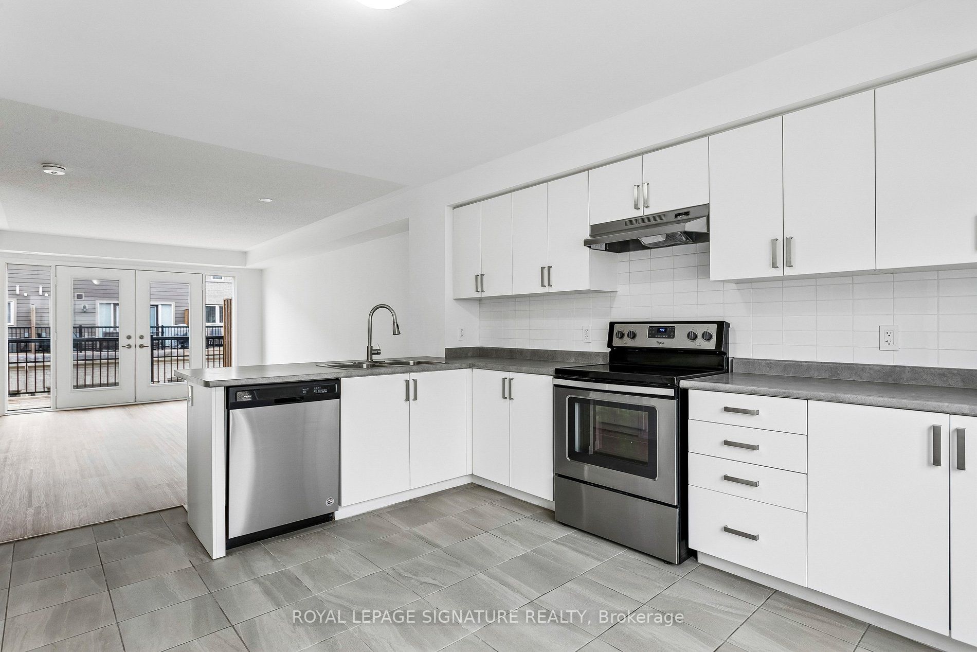 Additional image 5 of 136-1 Beckenrose Court, Brampton, ON, L6Y 6G2