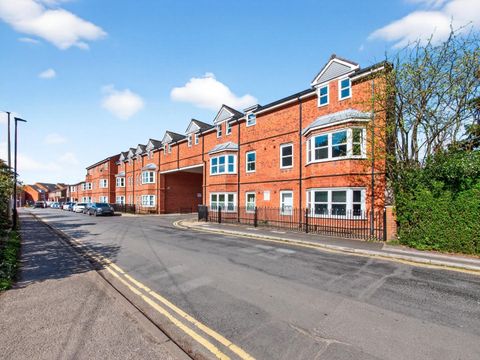 Little Hallfield Road, York YO31
