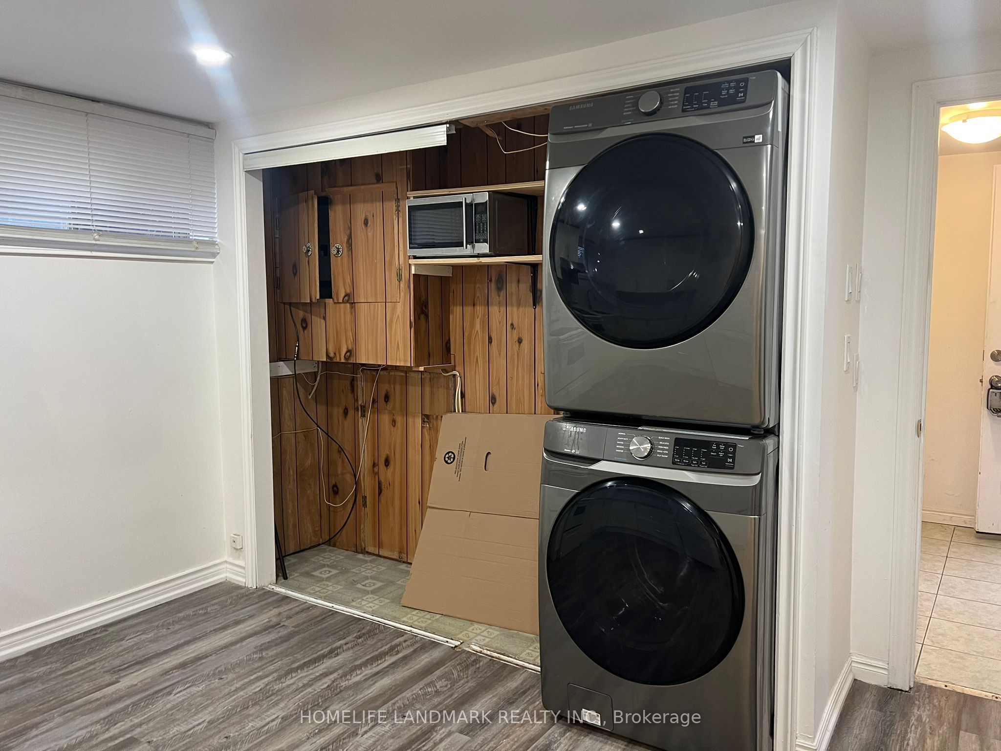 Additional image 2 of Ground Floor-25 Navaho Drive, Toronto, ON, M2H 2X2