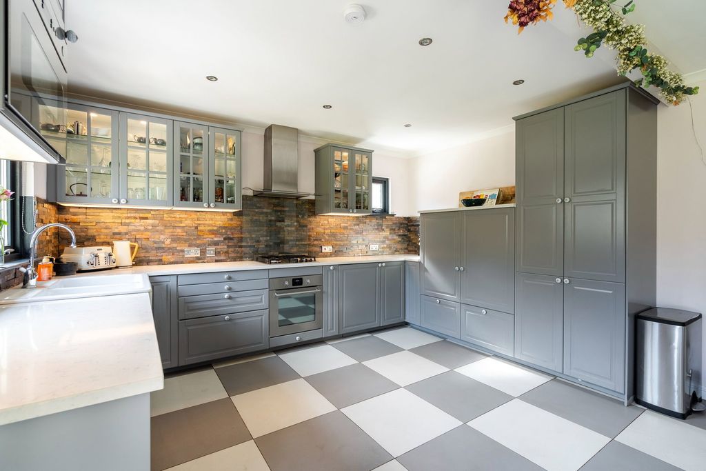 Additional image 11 of 4 bed detached house for saleCedar Road, Broughty Ferry, Dundee DD5