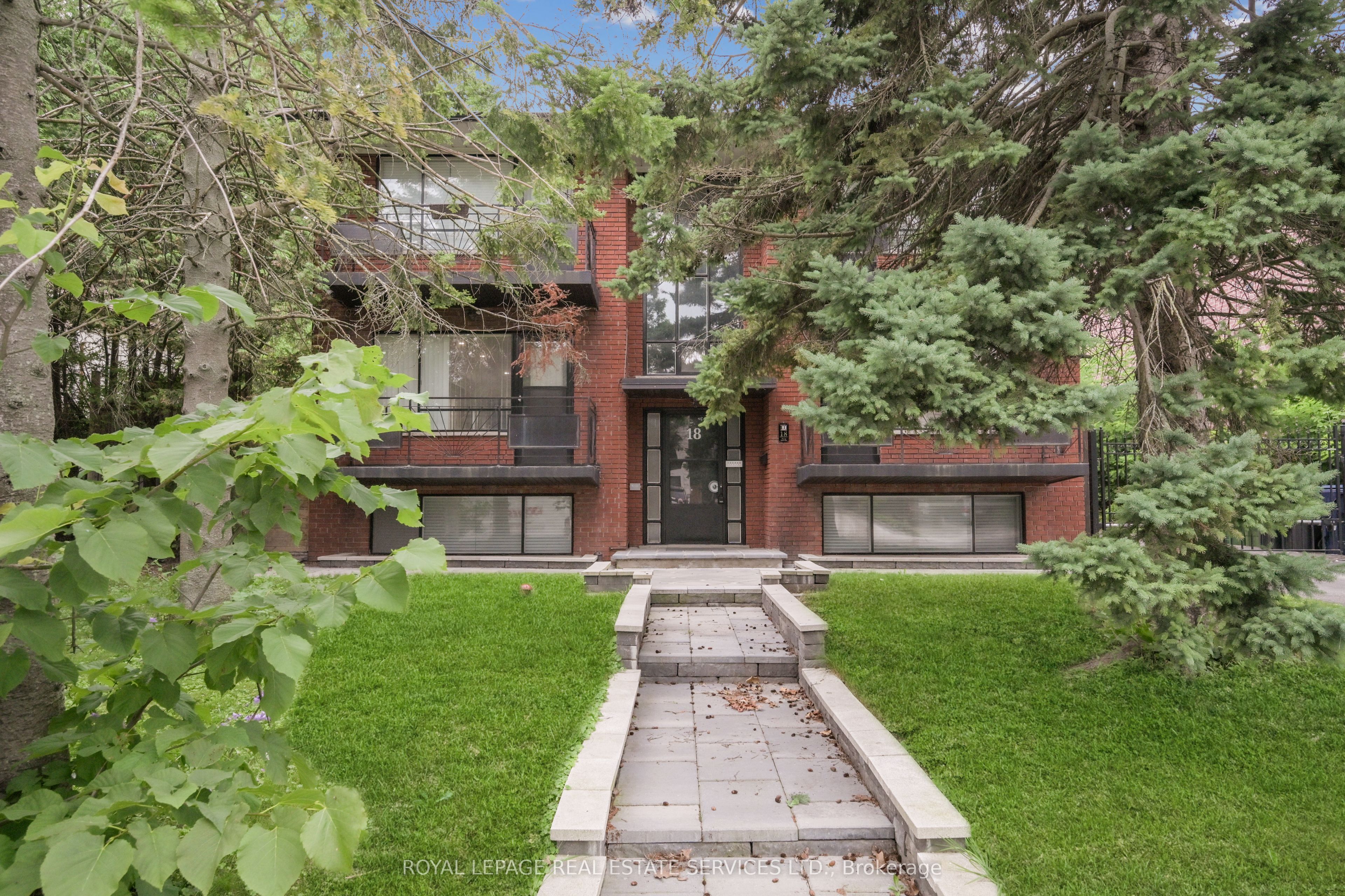 6-18 Thirty Third Street, Toronto, ON, M8W 3G9