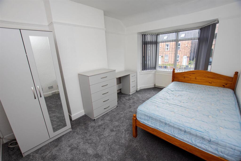 Harborne Park Road, Birmingham, West Midlands, B17 photo 5