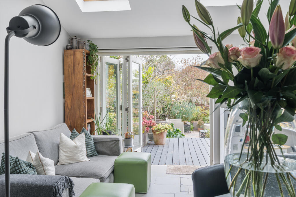 Additional image 4 of Park Rise, Harpenden, AL5