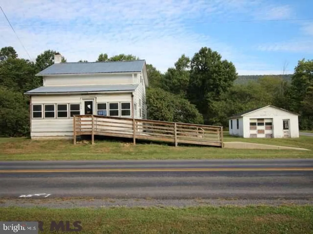 4260 Back Mountain Road, McClure, PA 17841