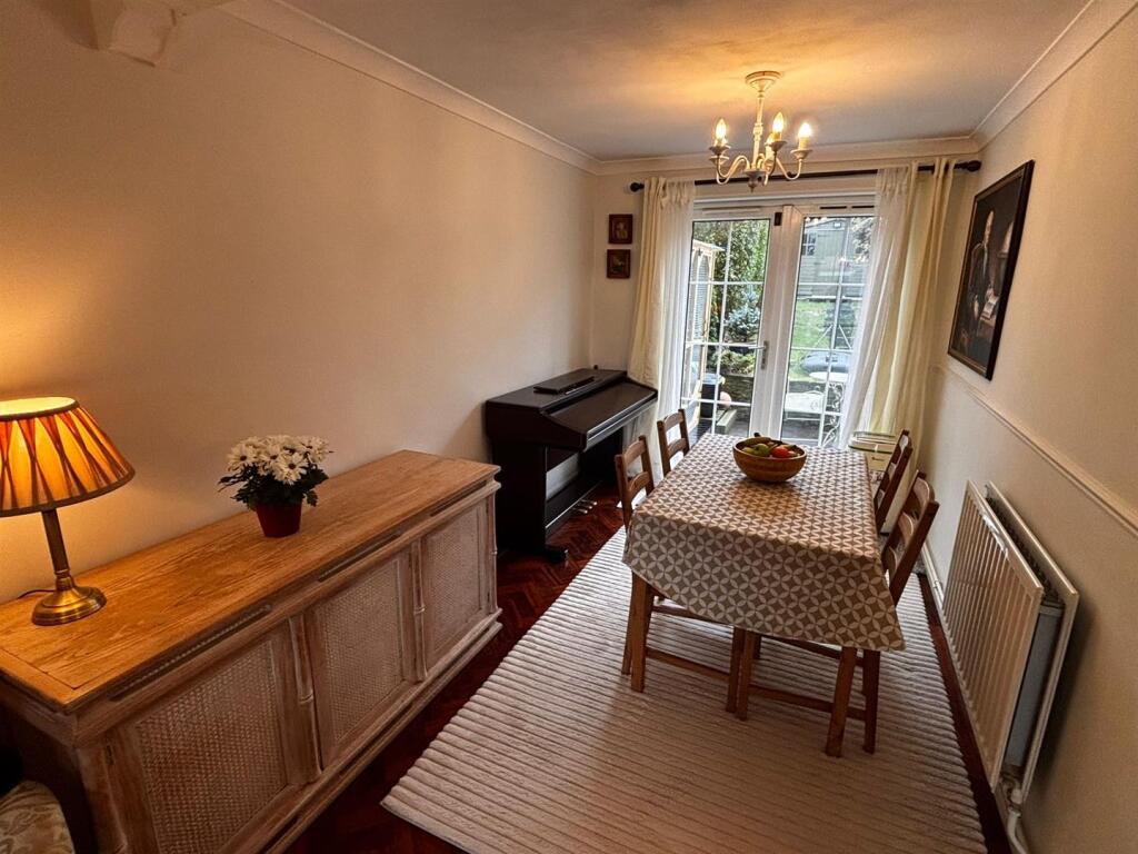 Haldens, Welwyn Garden City photo 5
