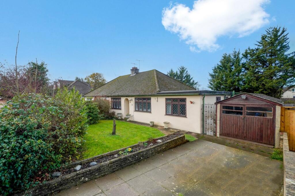 Wildwood Avenue, Bricket Wood, St Albans, AL2