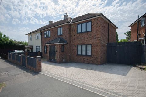 Sullivan Road, Sholing, Southampton SO19