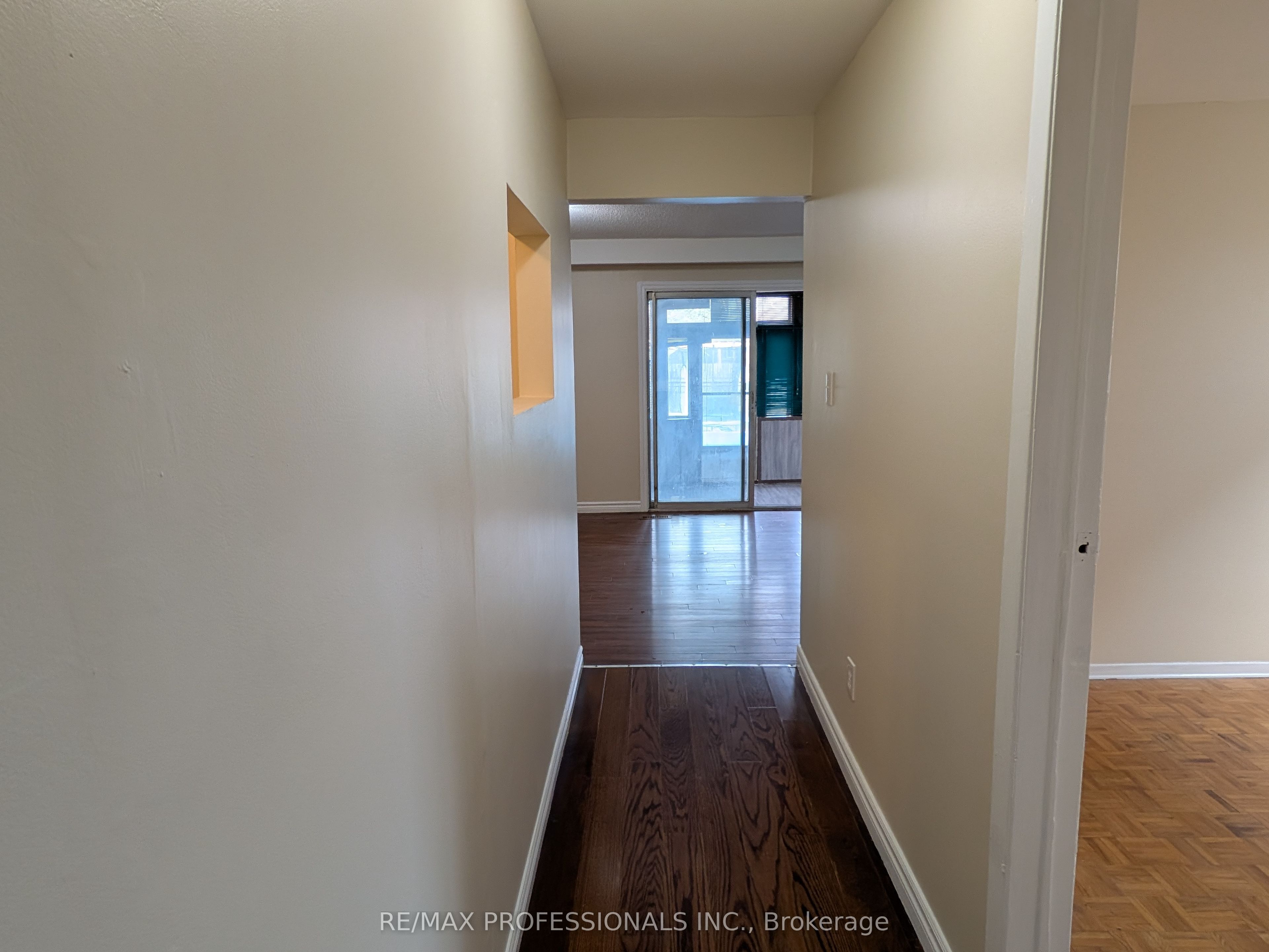 Additional image 5 of Back Suite-3335 Delfi Road, Mississauga, ON, L5L 1S1