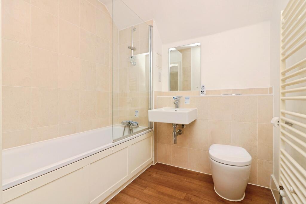 Additional image 5 of Henwyk Lodge, Welwyn, AL6
