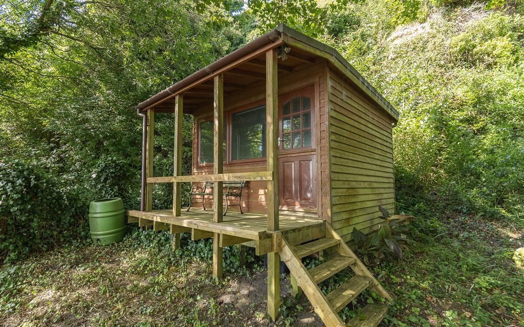 Additional image 31 of 4 bed property for saleBonchurch, Isle Of Wight PO38