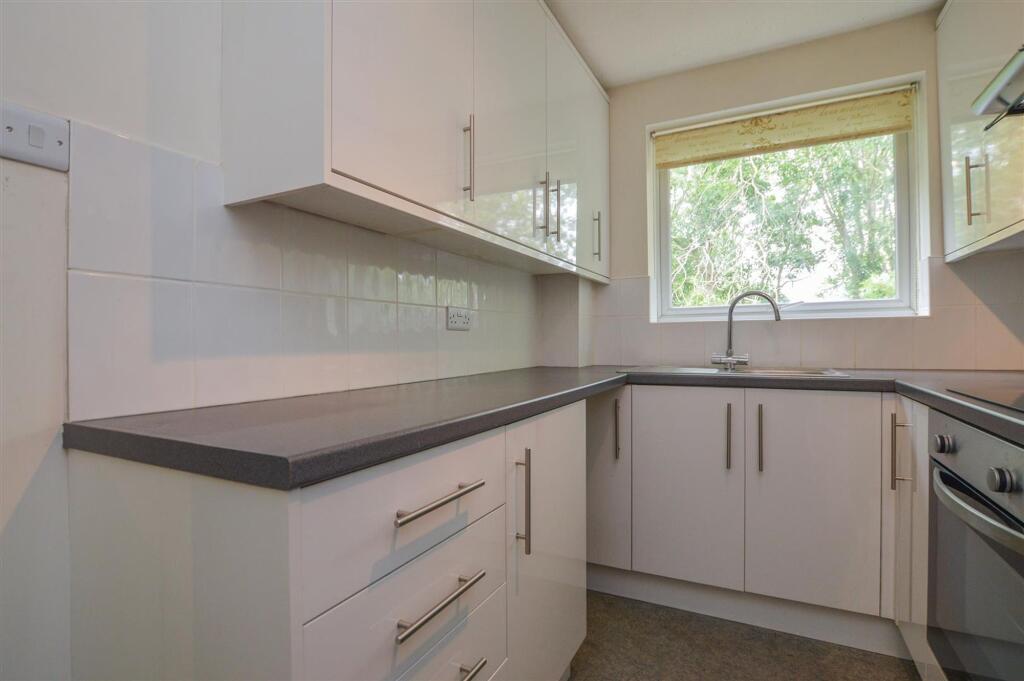 Additional image 5 of Lakeside Place, London Colney, AL2