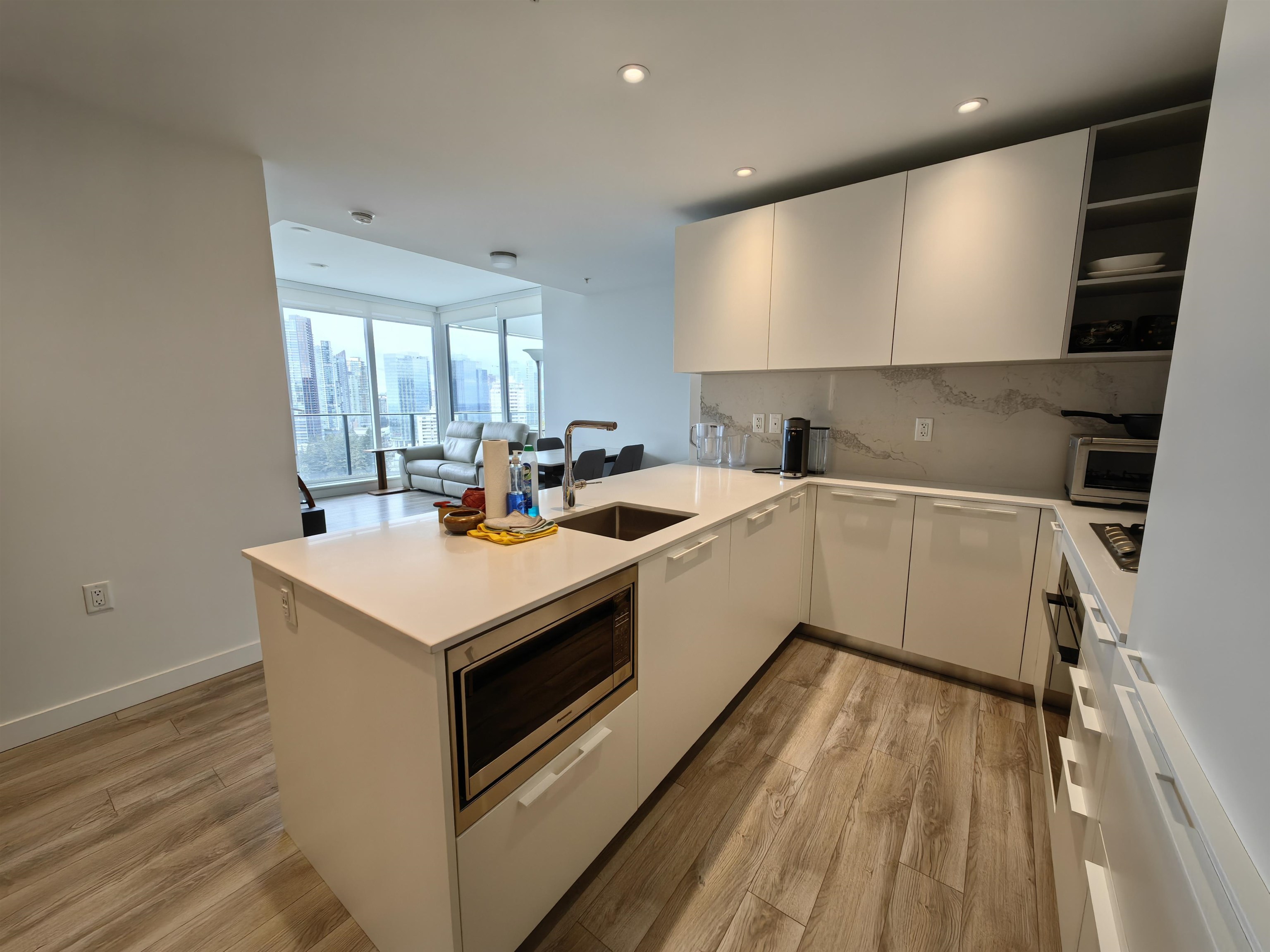 Additional image 2 of 2202-6699 Dunblane Avenue, Burnaby, BC, V5H 0J8