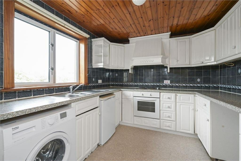 Additional image 5 of 2 Bed Flat, Oxgangs Green, EH13, N1 7GU