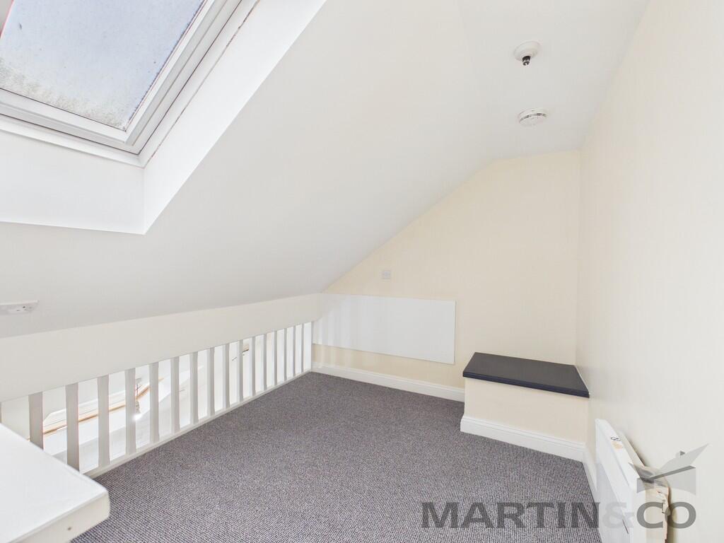 Acorn Lodge, Lye Lane photo 4