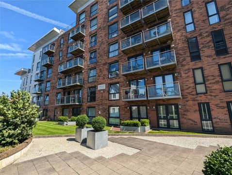 Longfield Centre, Prestwich, Manchester, Greater Manchester M25
