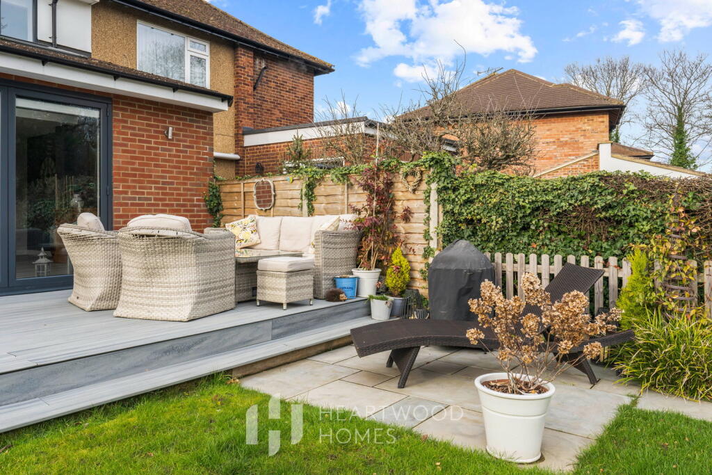Additional image 25 of Meadow Close, St Albans, AL4 9TG