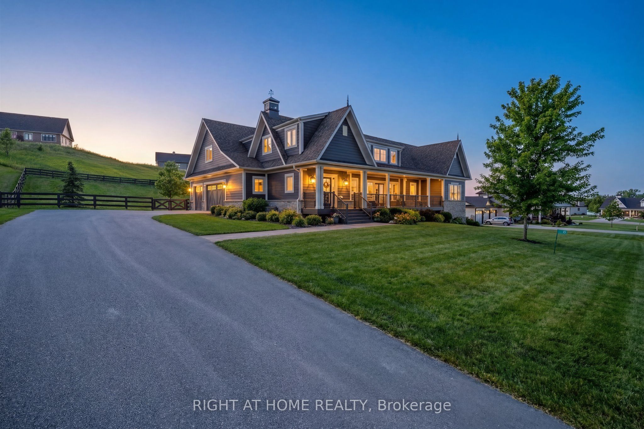 16 Gelderland Crescent, Oro-medonte, ON, L0K 1E0