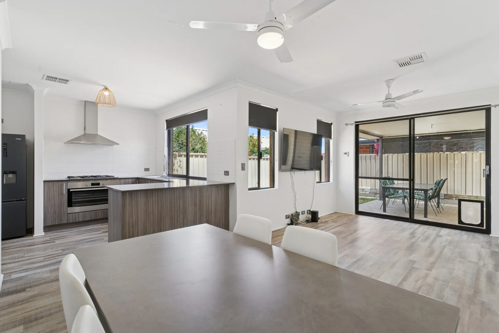 Additional image 7 of 124 Lowanna Way, Armadale WA 6112
