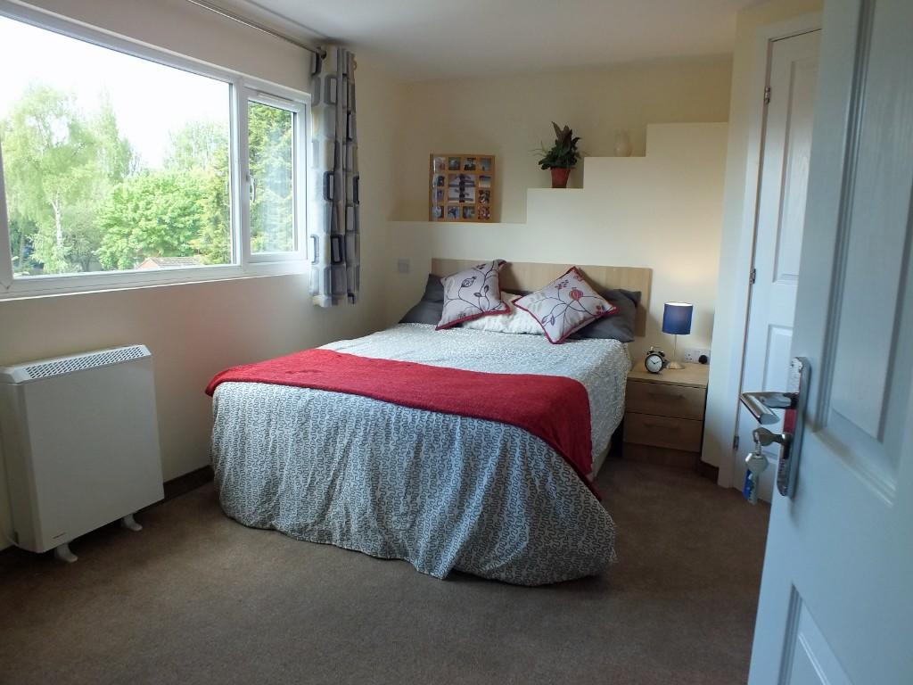 Deluxe Student Ensuite Room, Duncan Smith House, Harborne, B17 - only 2 students share the living space