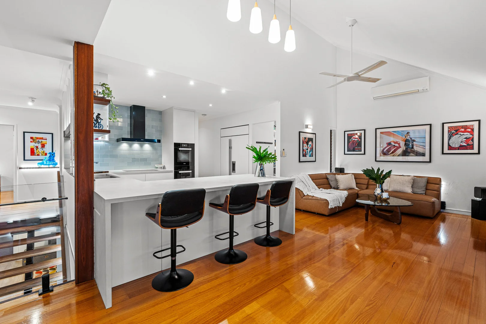 347 Upper Esplanade, Manly QLD 4179 photo 2