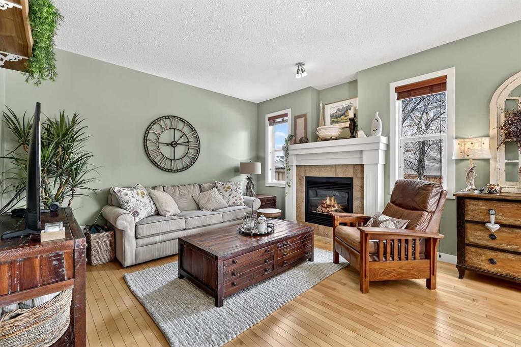 Additional image 6 of 162 Cougartown Circle SW, Calgary, AB, T3H0A3