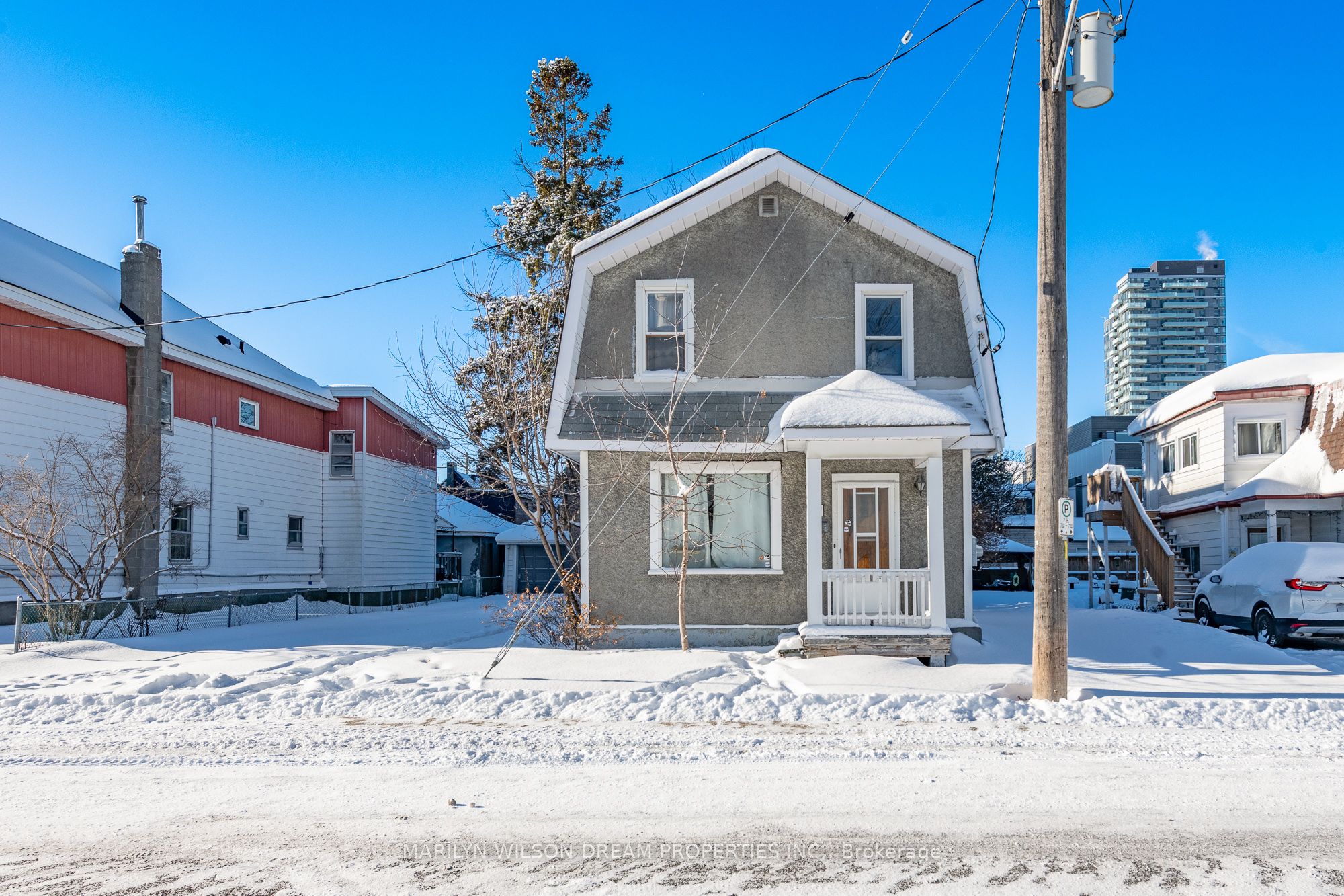 92 Stonehurst Avenue, Ottawa, ON, K1Y 1R5