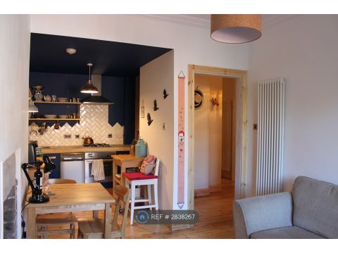 Henderson Gardens, Edinburgh EH6