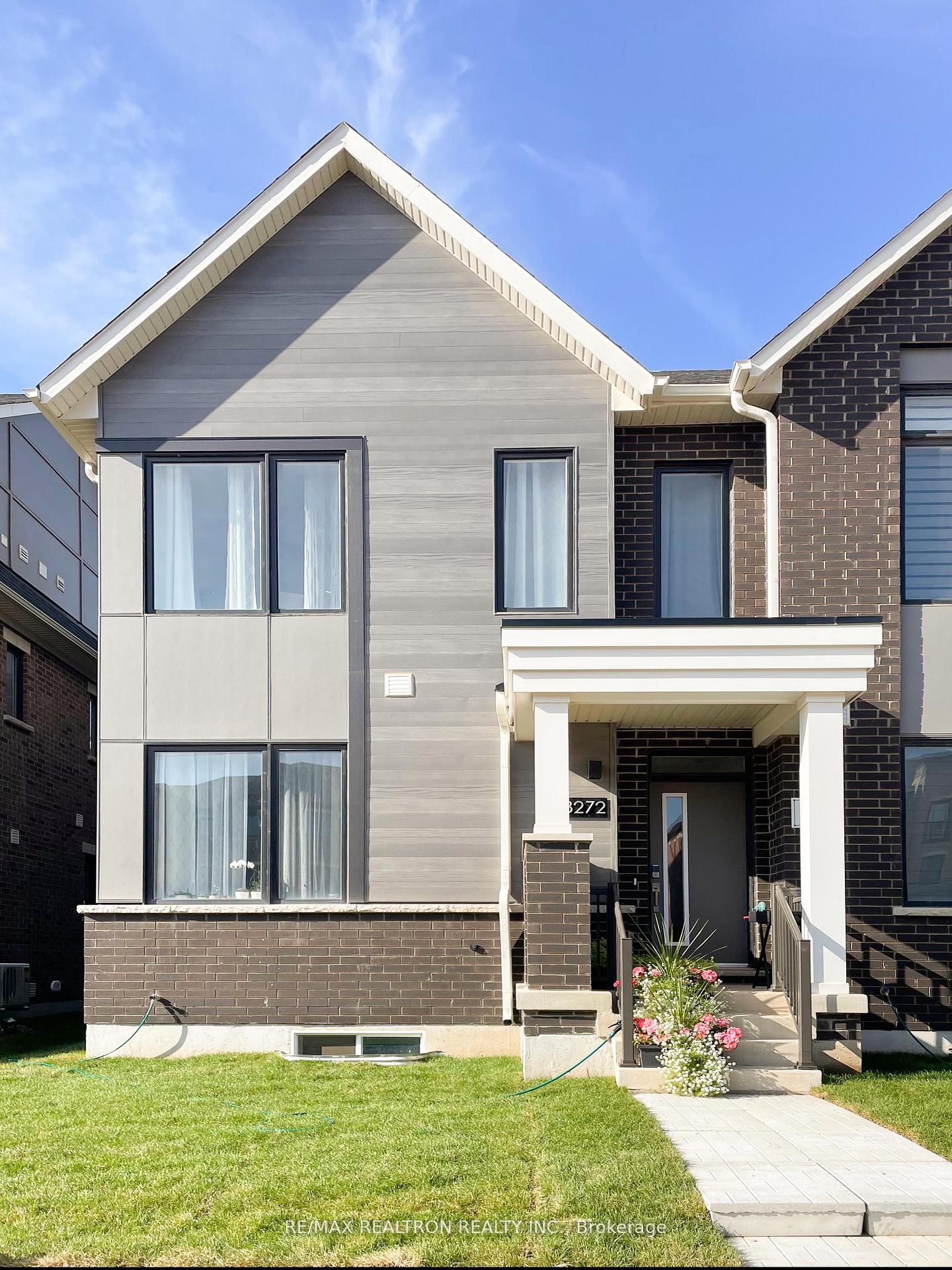 main/2nd-3272 Sixth Line, Oakville, ON, L6M 5S9