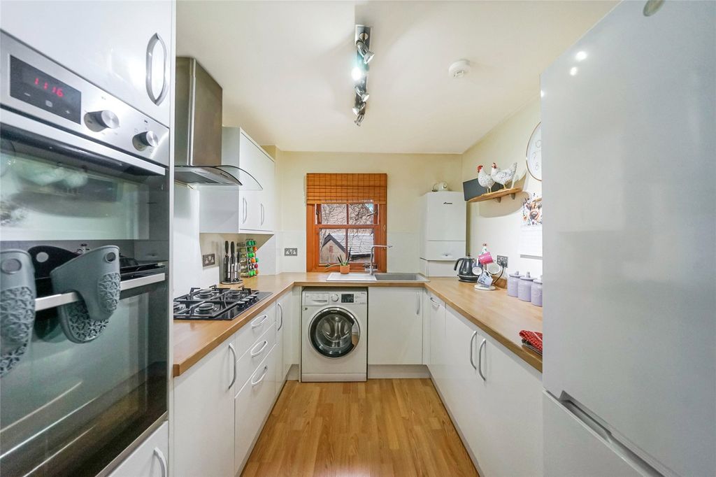 Additional image 6 of 2 bed flat for saleArnothill Bank, Falkirk, Stirlingshire FK1