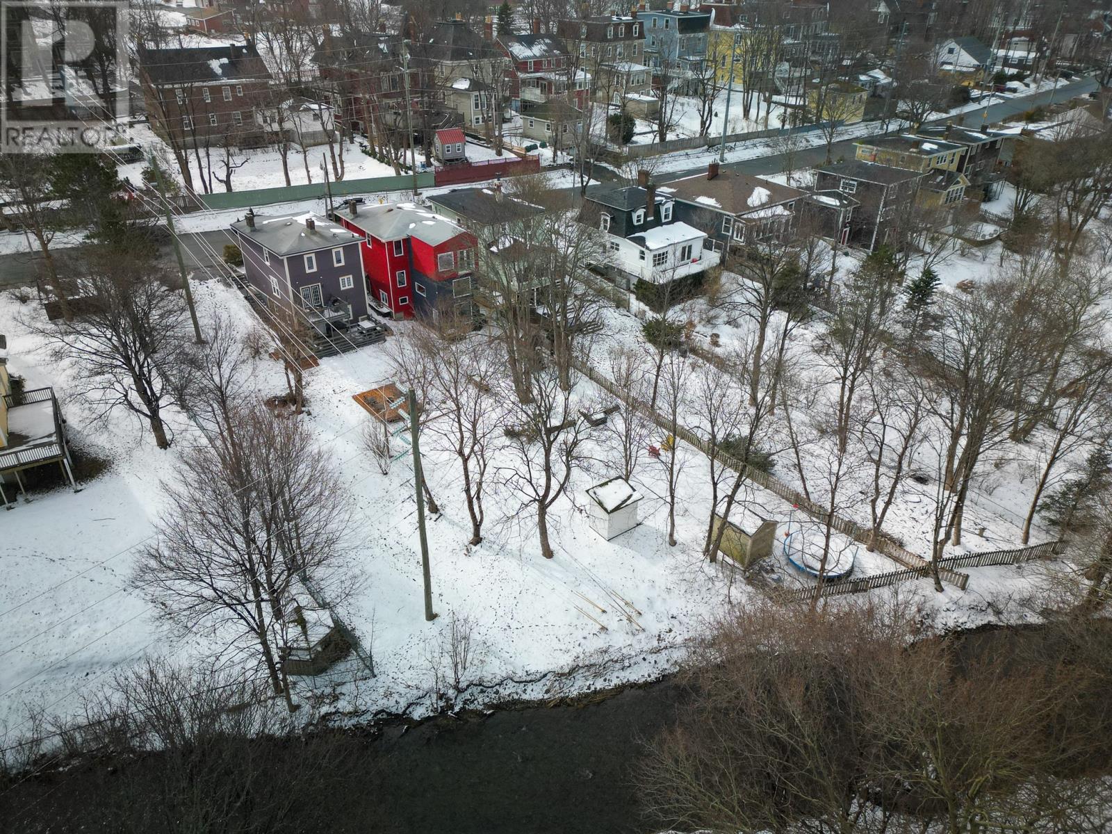 28 Empire Avenue, St. John's, NL, A1C3E6 photo 2