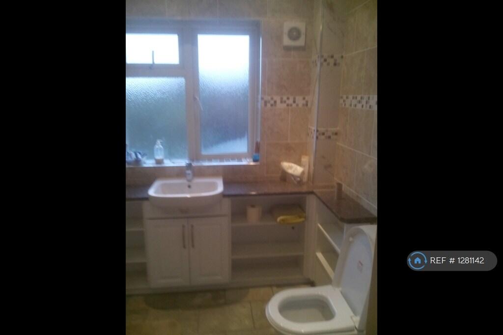 Additional image 6 of St Annes Road, St. Albans, Uk., AL2