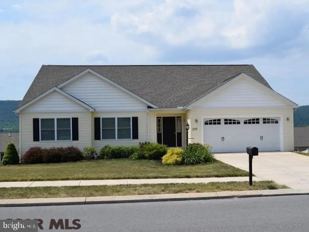 133 Rosehill Drive, Bellefonte, PA 16823