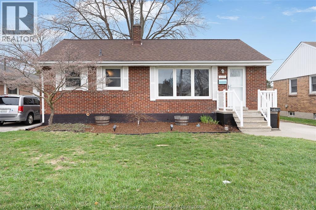 425 St. John , Windsor, ON, N8S3T8 photo 3