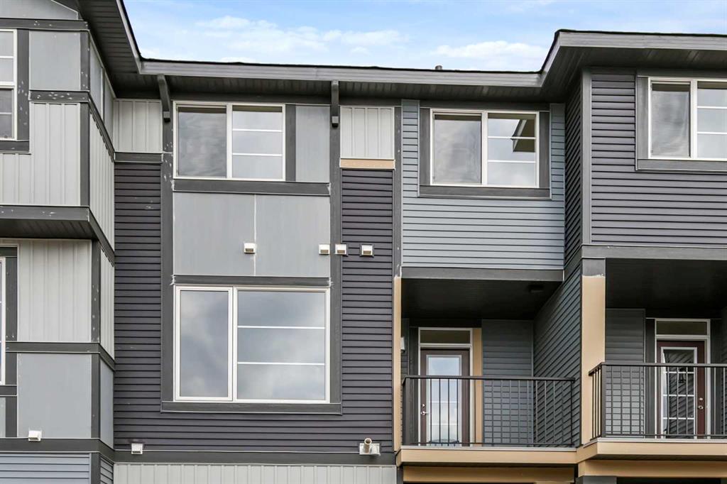 12 Waterford Glen, Chestermere, AB, T1X 2T8