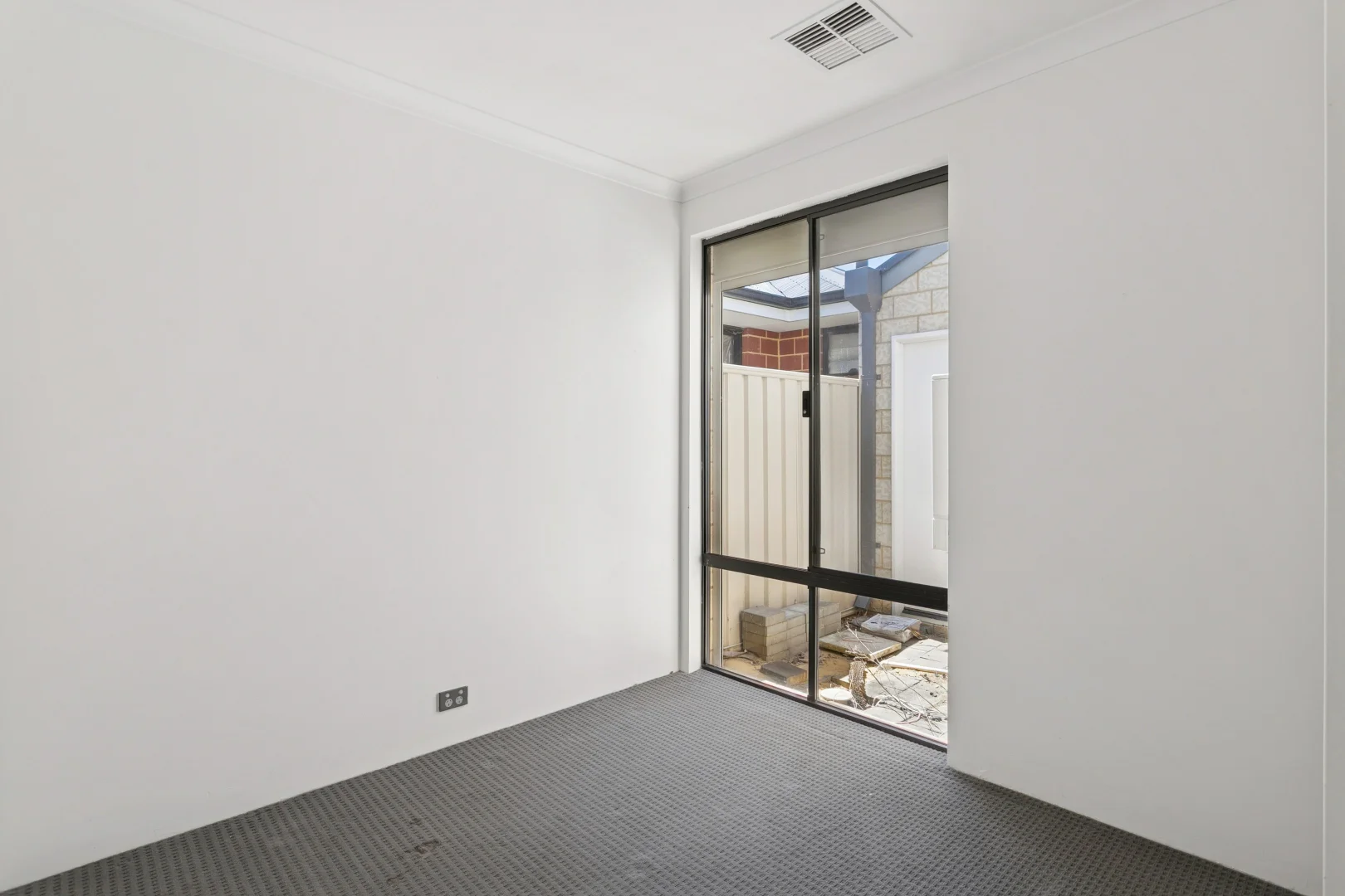 Additional image 9 of 124 Lowanna Way, Armadale WA 6112