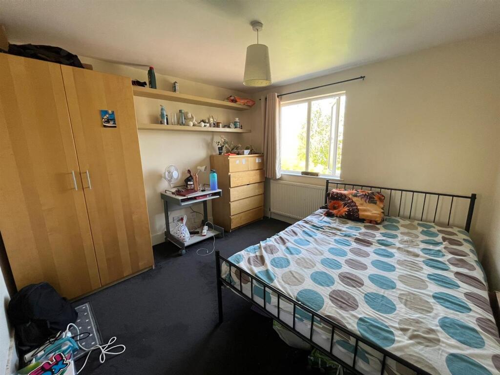 Veritys, Hatfield photo 4