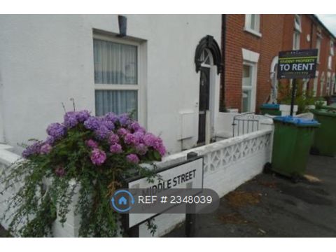 Middle Street, Southampton SO14, Room to rent