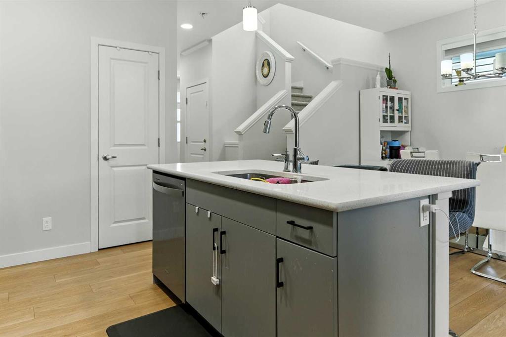 Additional image 5 of 268 Savanna Terrace, Calgary, AB, T3J 4B6