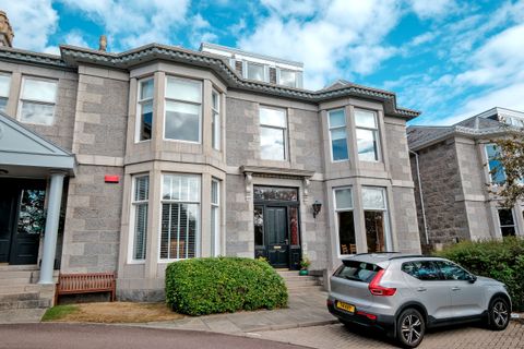 74H Queens Road, Aberdeen AB15