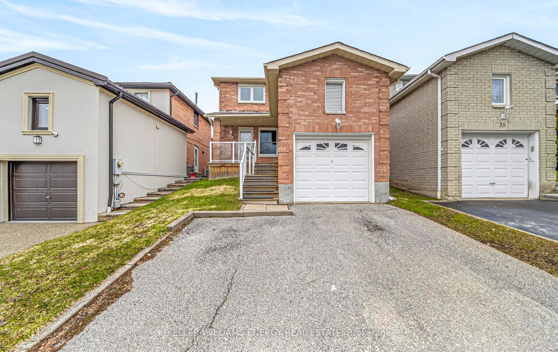 37 Palmer Drive, Ajax, ON, L1S 5V1