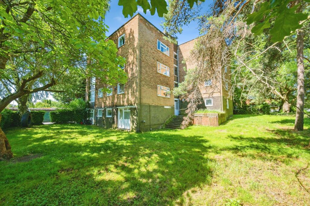 Hollybush Lane, WELWYN GARDEN CITY